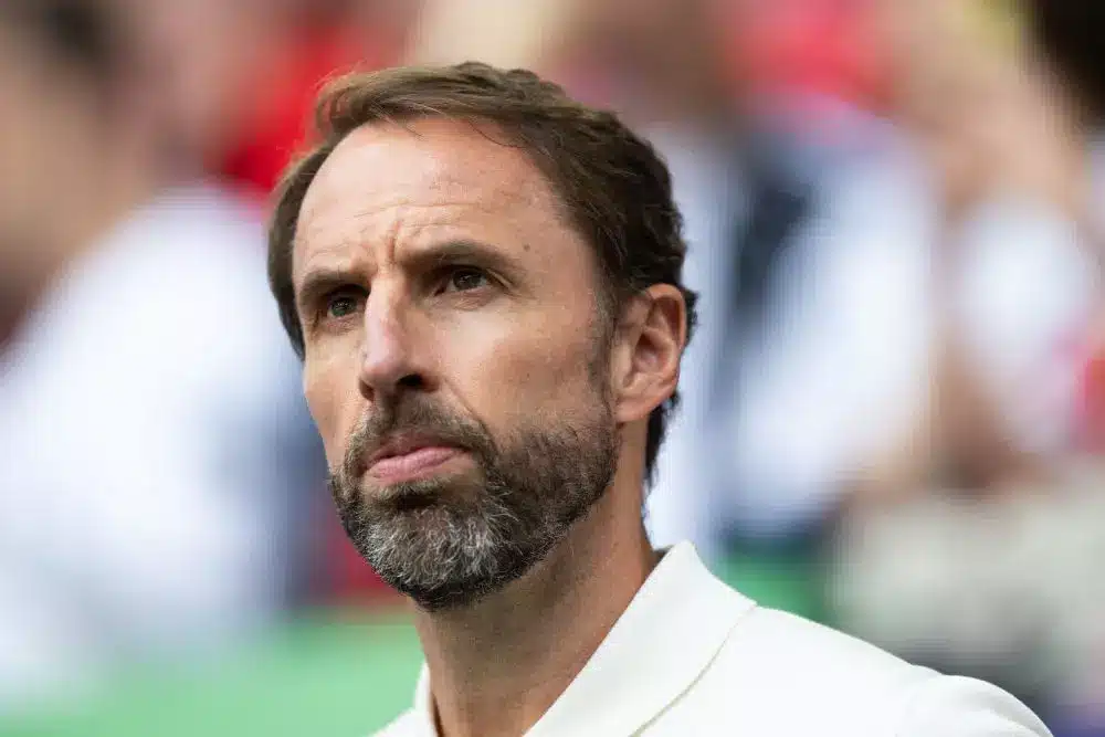 球迷反应两极分化